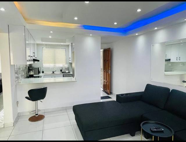 2 BEDROOM PROPERTY TO RENT IN NORTH BEACH